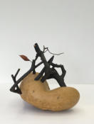 VREEMD LANDSCHAP 4, 2019, travertijn-takjes, H 28 cm