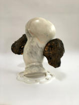 VLUCHT 3, 2019-2020, marmer-brons-ijzer, H 65 cm