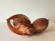 BON SIGNE 5, 2020, travertijn-koper, H 24 cm   IN PRIVÉCOLLECTIE