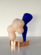 TWEEBEELD, 2022, KOPER-ALBAST-ACRYLAATHARS, h 28 CM