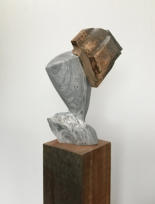 FORGOTTEN DREAM 2, 2023, marmer-brons, H 56 cm